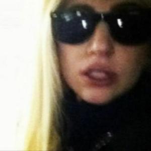 ดาวน์โหลดและฟังเพลง Xmas suicide (Explicit) พร้อมเนื้อเพลงจาก Gothlovee