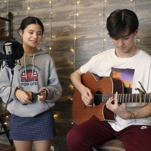 ดาวน์โหลดและฟังเพลง Just The Two Of Us พร้อมเนื้อเพลงจาก Andrew Foy