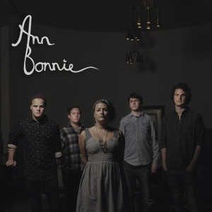 ดาวน์โหลดและฟังเพลง I Run to You พร้อมเนื้อเพลงจาก Ann Bonnie