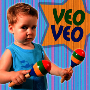 ดาวน์โหลดและฟังเพลง Veo Veo พร้อมเนื้อเพลงจาก Los Pequeñajos