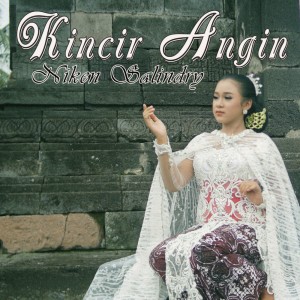 Dengarkan Kincir Angin lagu dari Niken Salindry dengan lirik