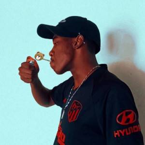 Listen to NO BAILE DO SERRAO (Explicit) song with lyrics from DJ FP