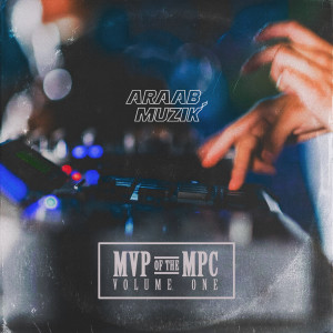 ดาวน์โหลดและฟังเพลง Bass พร้อมเนื้อเพลงจาก Araabmuzik