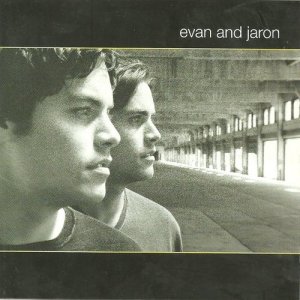 收聽Evan And Jaron的On The Bus (Album Version)歌詞歌曲