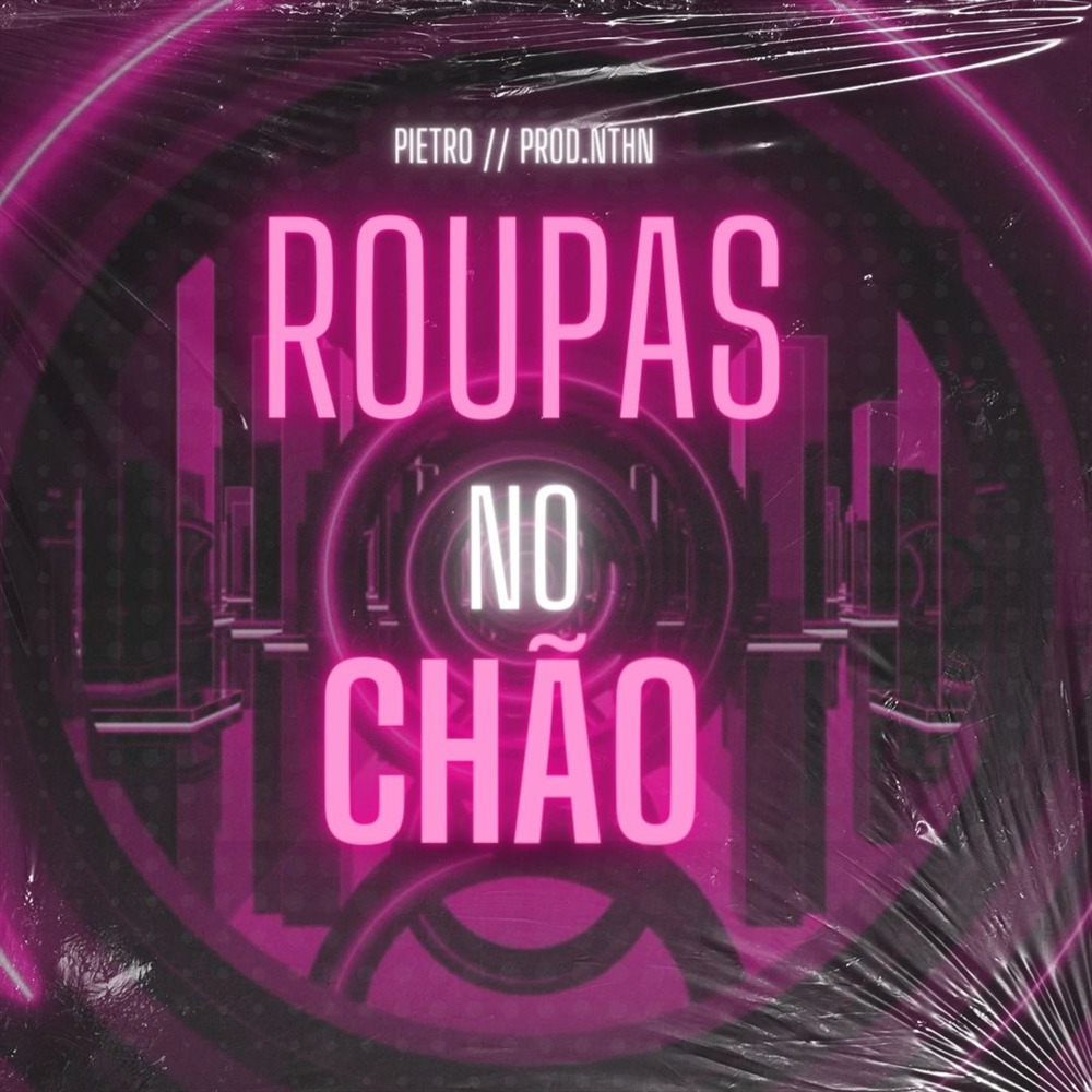 Roupas no Chão