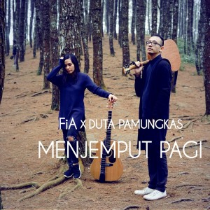Dengarkan Menjemput Pagi lagu dari Fia dengan lirik