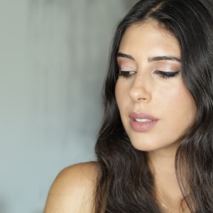 Dengarkan Enta Eih‎ lagu dari נופר בטאט dengan lirik