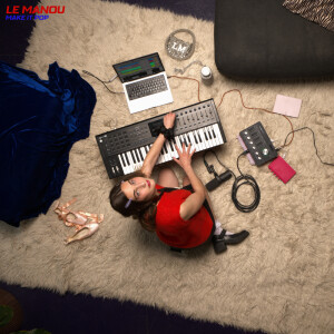 default playlist img