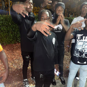 收聽RRRyimmy的Get Back (Explicit)歌詞歌曲