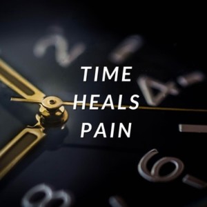 收聽Inaya的Time heals pain歌詞歌曲