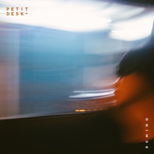 ดาวน์โหลดและฟังเพลง แค่คิดว่าวันนี้ พร้อมเนื้อเพลงจาก Petit Desk