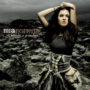 ดาวน์โหลดและฟังเพลง Bad Girl พร้อมเนื้อเพลงจาก Mia Aegerter