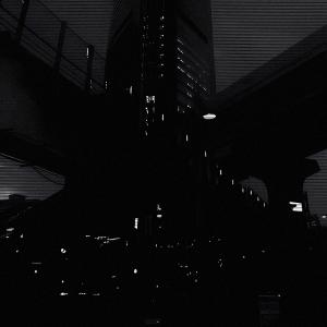 收聽hystvme的Sinister (Explicit)歌詞歌曲