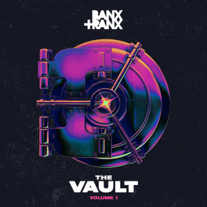 收聽Banx & Ranx的Headphones (Vault Mix)歌詞歌曲