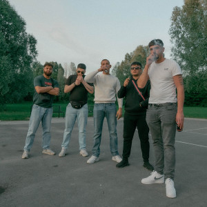 Listen to 7 Jahre song with lyrics from Bada Dinero