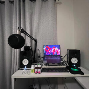 default playlist img