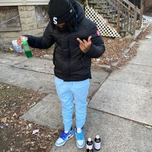 ดาวน์โหลดและฟังเพลง High On Your Memory (City Voices) (Explicit) พร้อมเนื้อเพลงจาก Ynd Rich