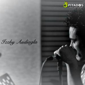 ดาวน์โหลดและฟังเพลง Menggapai Mimpi พร้อมเนื้อเพลงจาก Izzhy Diagla