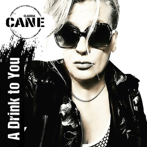 ดาวน์โหลดและฟังเพลง A Drink to You พร้อมเนื้อเพลงจาก Claudia Cane