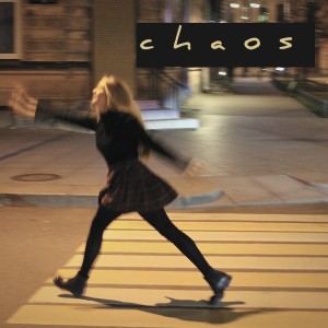 ดาวน์โหลดและฟังเพลง Chaos พร้อมเนื้อเพลงจาก Polarrana