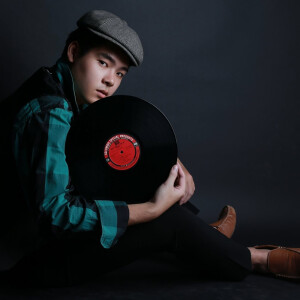 default playlist img