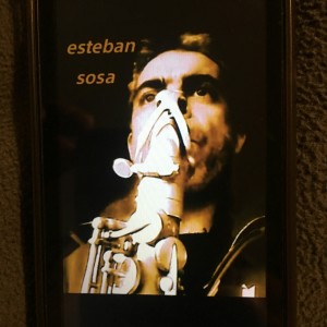 收聽esteban sosa的Lluvia歌詞歌曲