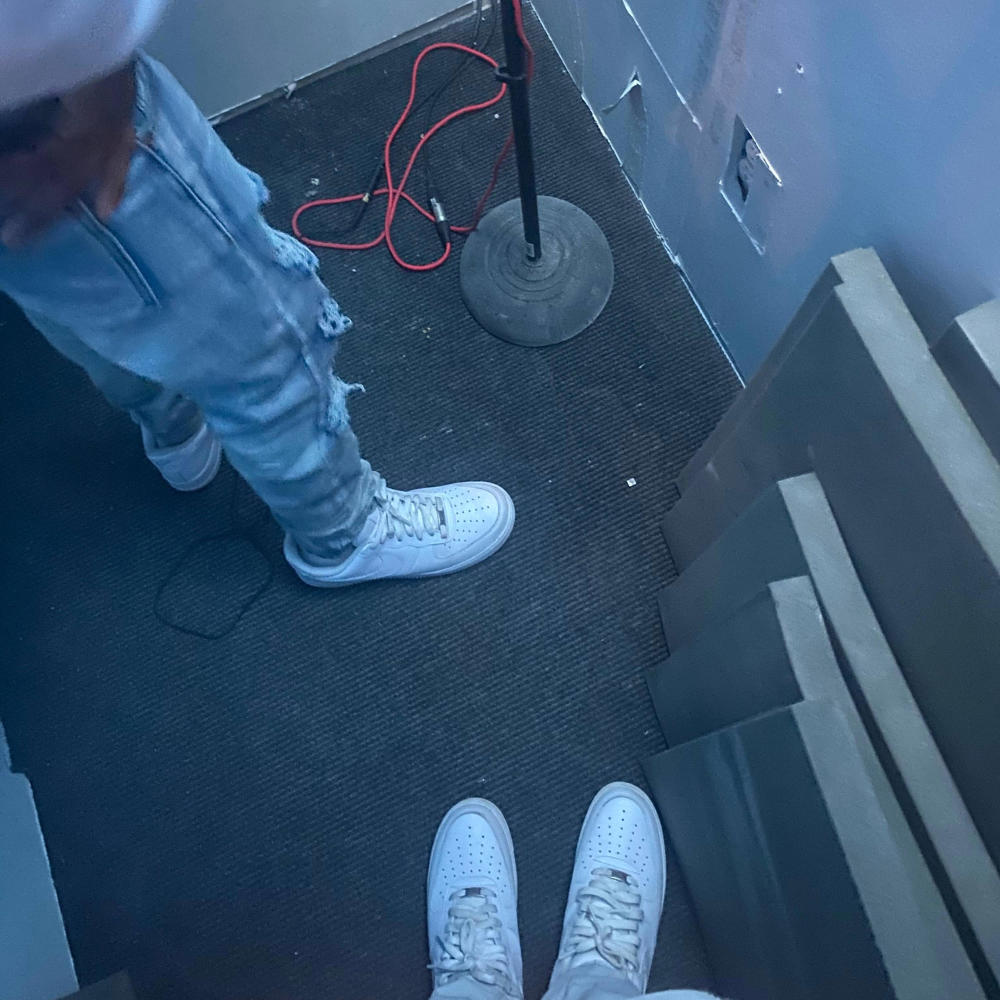 Dumb way to die (feat. Mj Rakkz) (Explicit)