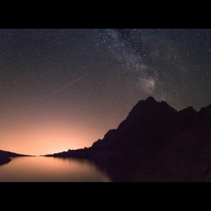Dengarkan Sleep Music lagu dari Sleep Sound Library dengan lirik