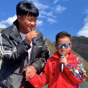 收聽夏愛歌的畫你 (完整版)歌詞歌曲