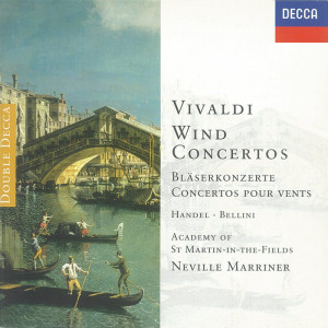 收聽Neil Black的Vivaldi: Concerto in F for two oboes, two horns & violin, RV569歌詞歌曲