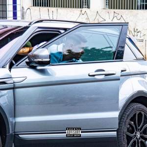 ดาวน์โหลดและฟังเพลง Nave Cinza (Explicit) พร้อมเนื้อเพลงจาก Lui-V