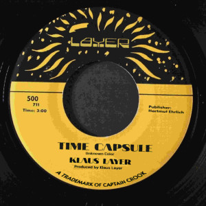 收听Klaus Layer的Time Capsule歌词歌曲