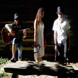 Listen to Summer Fades song with lyrics from Divina Shā