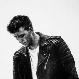 Listen to Solo song with lyrics from Prismo