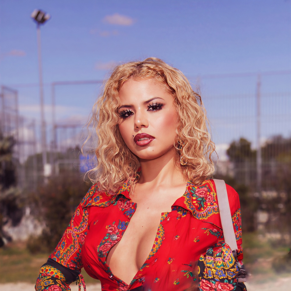 Ms Nina