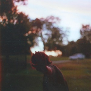 ดาวน์โหลดและฟังเพลง strange moons พร้อมเนื้อเพลงจาก Orchid Mantis