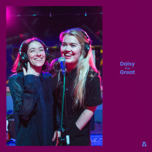 收聽Daisy the Great的Dips (Audiotree Live Version)歌詞歌曲