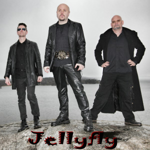 收聽Jellyfly的Ghost Within My Mind歌詞歌曲