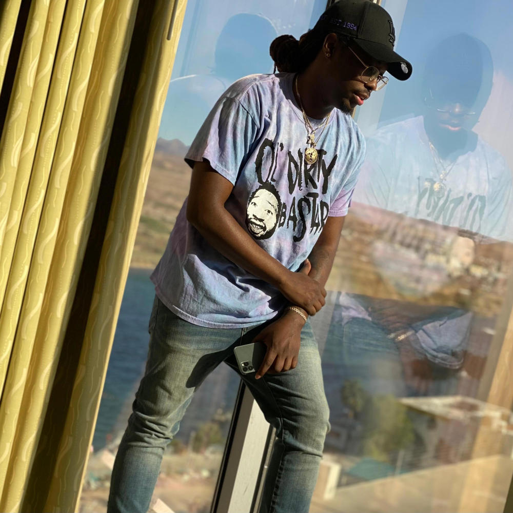 Different (feat. Mullah) (Explicit)