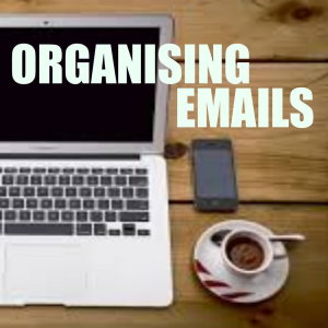 Dengarkan lagu Satellite (Live) nyanyian Sex Pistols dengan lirik