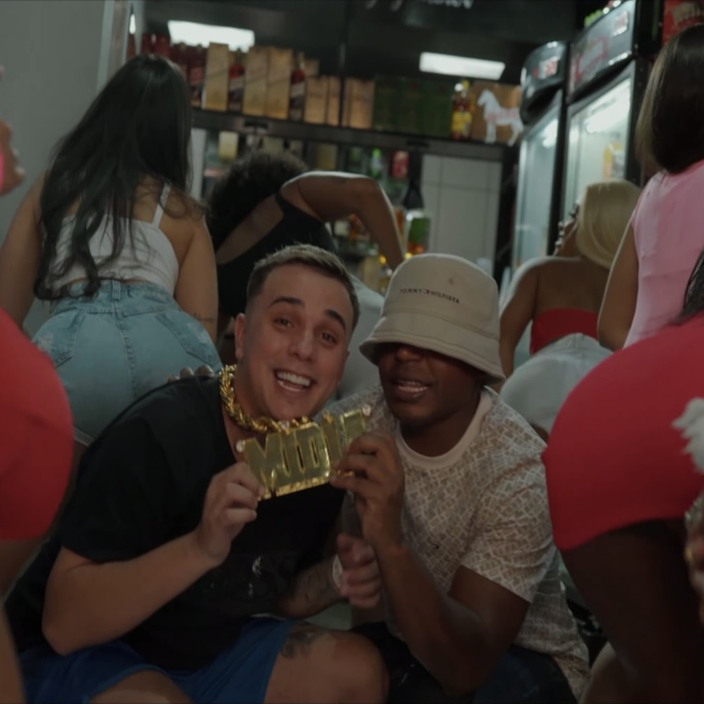 No Meio Da Rua (Explicit)