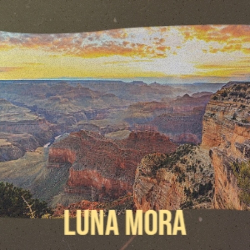 Luna Mora