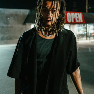 default playlist img