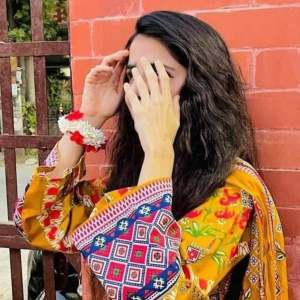 Listen to Sta Nazar Rapore Wor Sho song with lyrics from Ayaz Khan