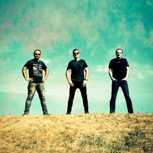 Dengarkan lagu The Rover nyanyian Unexpected dengan lirik