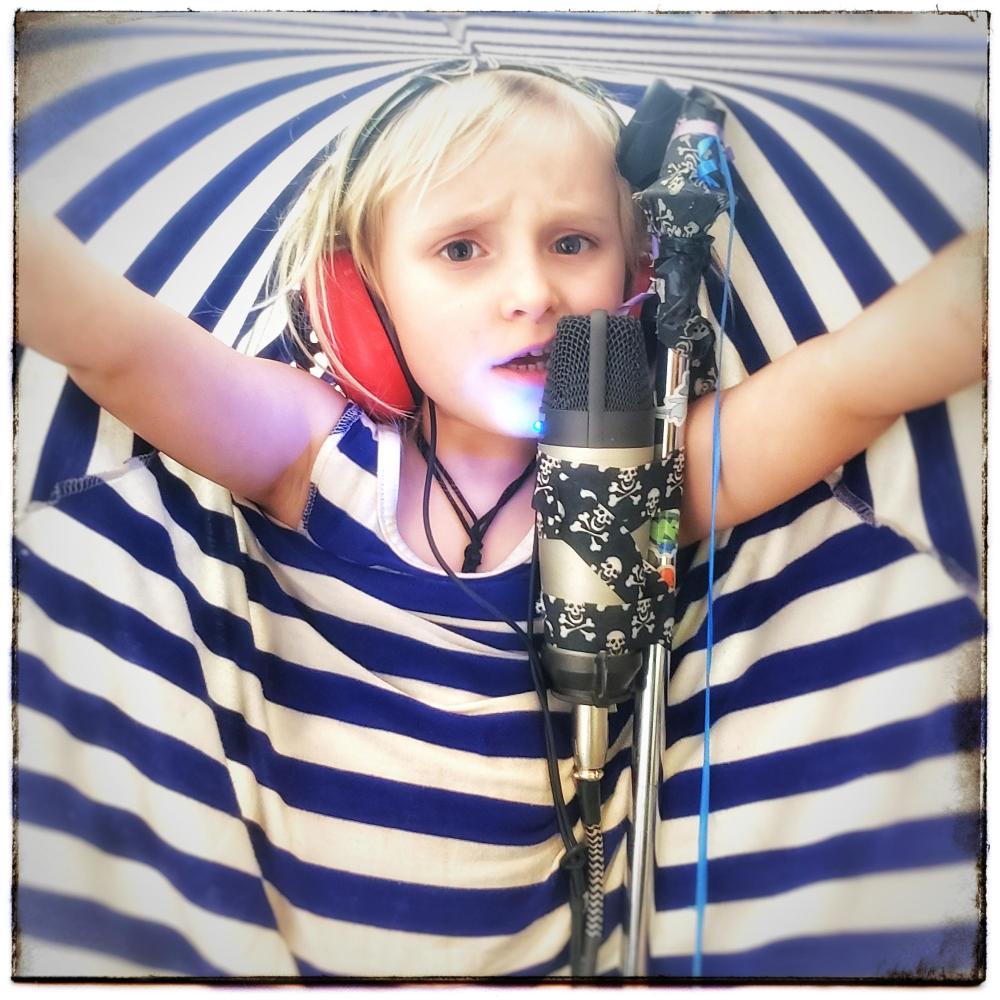Make Waves (feat. Dagny & the Tempest)
