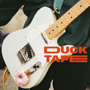ดาวน์โหลดและฟังเพลง Cherry พร้อมเนื้อเพลงจาก Ducktape