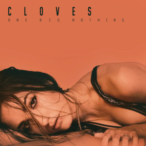 收聽Cloves的Hit Me Hard歌詞歌曲