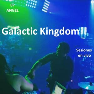 Sesiones en vivo, EP ANGEL (Con letras) (En Vivo) dari Colibri
