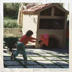 Listen to GENOVA 21 OTTOBRE 2010 song with lyrics from Candra